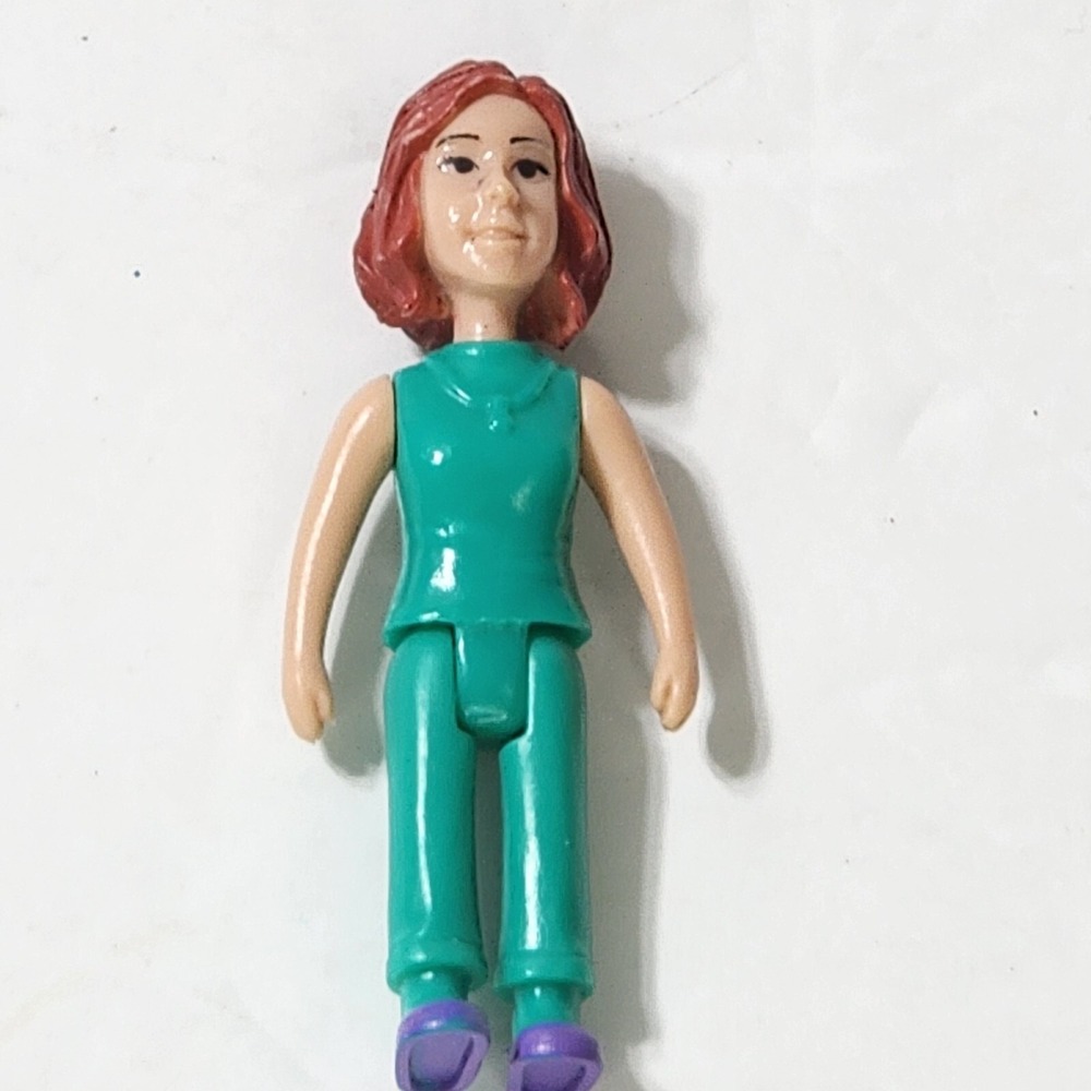 Kid Connection Woman Red Hair Green Outfit Toy Figure Poseable 3 1/4"